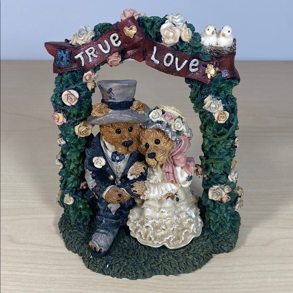 Boyds Bears True Love Wedding Figurine - Multicolor